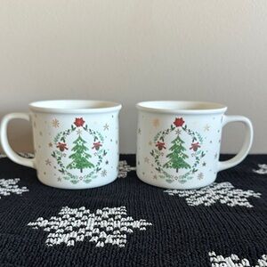 Clementine Holiday Christmas Tree 🎄 Mugs Ivory Red & Green Soft Touch NEW!